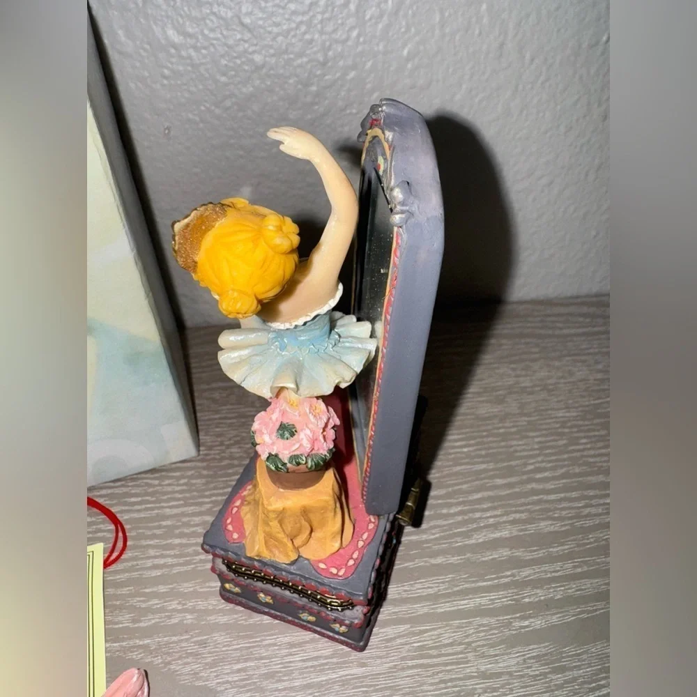 Vintage Metal Trinket Box ballerina dancer